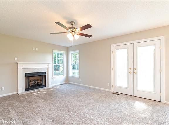 5th image of 358 Maple Ridge Cir