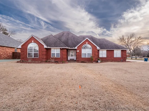 300 Oklahoma Ave, McAlester, OK 74501
