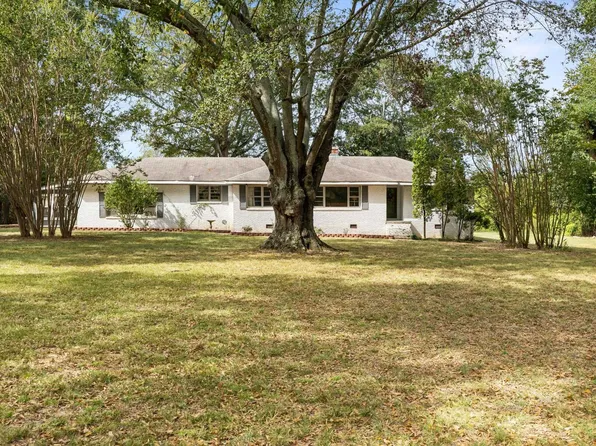6165 County Road 15, Florence, AL 35633