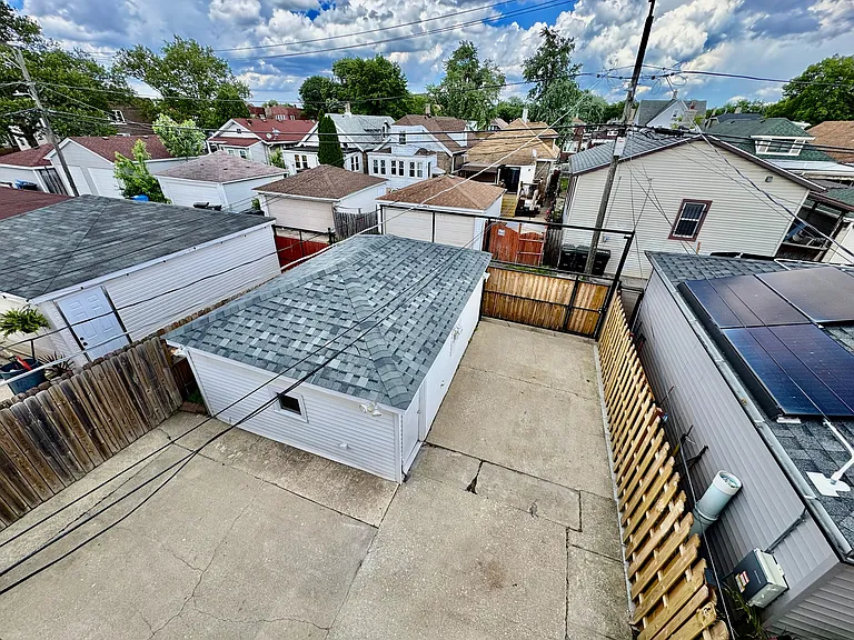 2047 N Lavergne Ave #2 — Photo 13