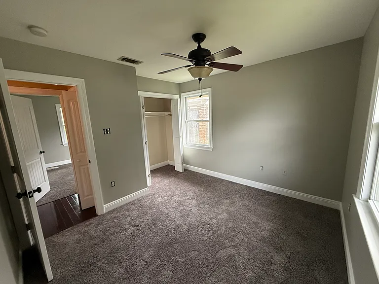 2409 Pecan Dr — Photo 7
