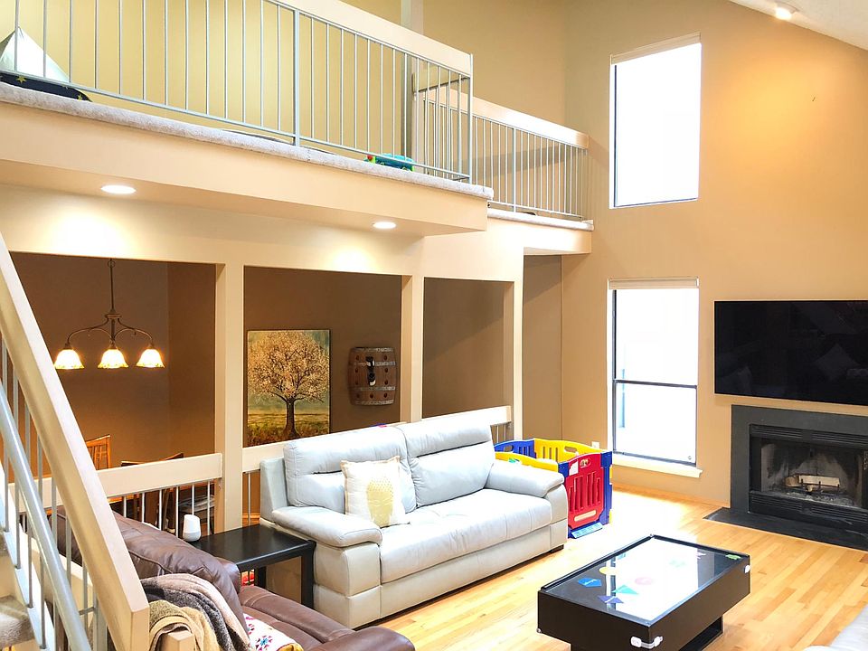 Living Room from entrance
