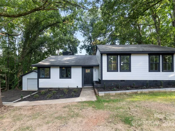 322 Breslin St, Wadesboro, NC 28170