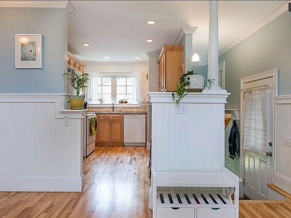 5th image of 18 Taylor St