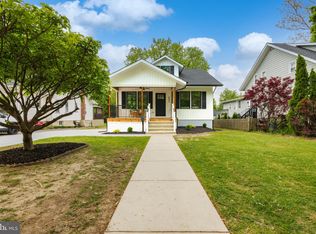 402 3rd Ave, Haddon Heights, NJ 08035