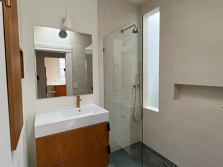 Transition-less shower