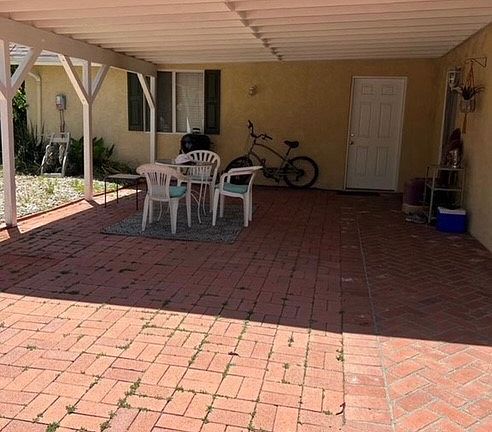 5th image of 5149 Hesperia Ave
