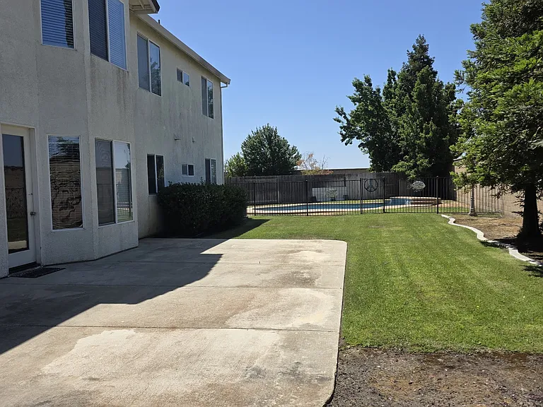 2400 Snowy Egret Ct — Photo 33