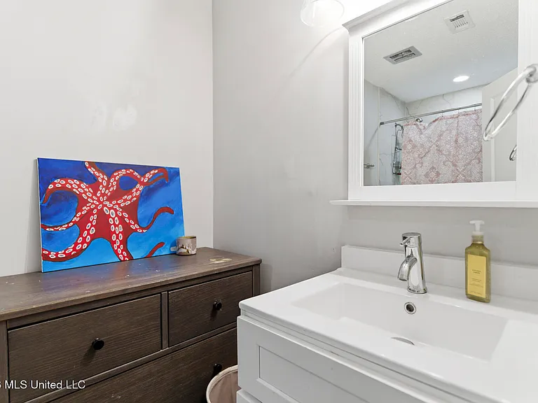 2616 W Angela Cir — Photo 18
