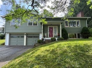 41 Sayles St, Alfred, NY 14802