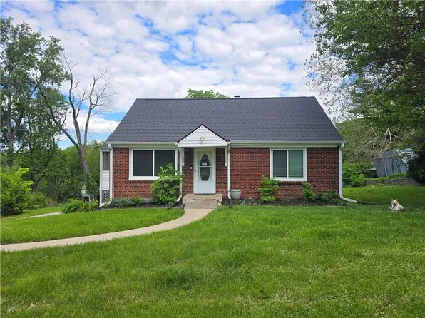 1731 S 49th Pl, Kansas City, KS 66106