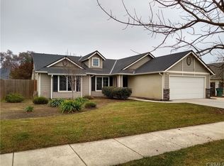 3233 W Wren Ave, Visalia, CA 93291