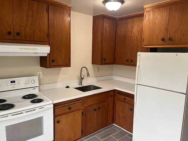 1 bed, 675 sqft, $2,495 — Photo 2