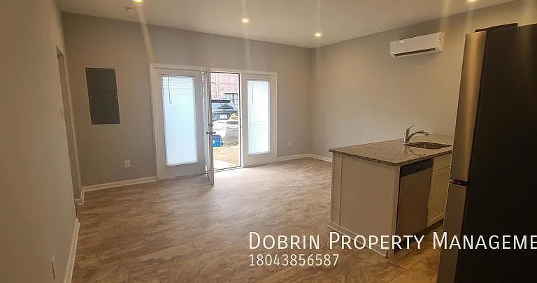2319 W Main St #B — Photo 3
