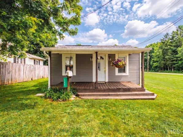 152 N 2nd St, Camden, OH 45311