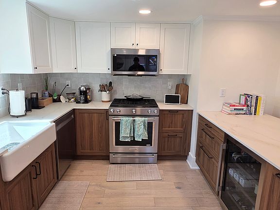 5th image of 56 Pilgrim Rd