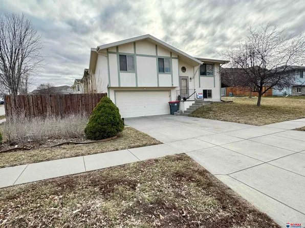 1937 W Apricot Ln, Lincoln, NE 68522