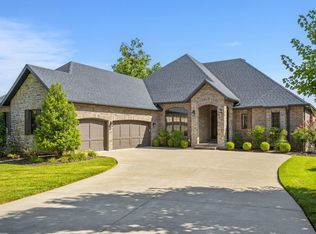 107 Pinehurst Ct, Branson, MO 65616