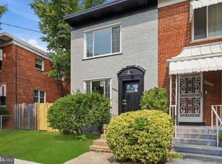 5005 Sargent Rd NE, Washington, DC 20017