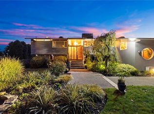 10 Ocean Dr, Little Compton, RI 02837