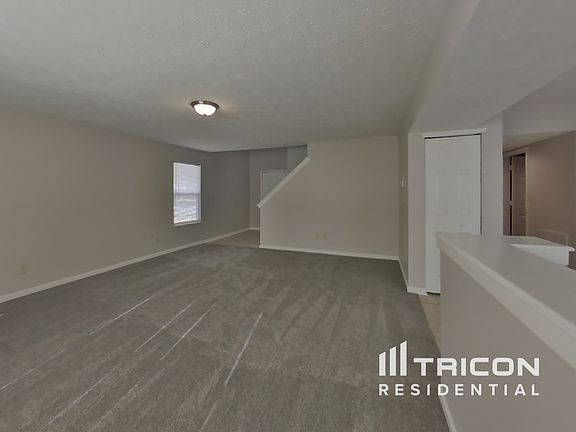 3rd image of 5941 Prairie Creek Dr