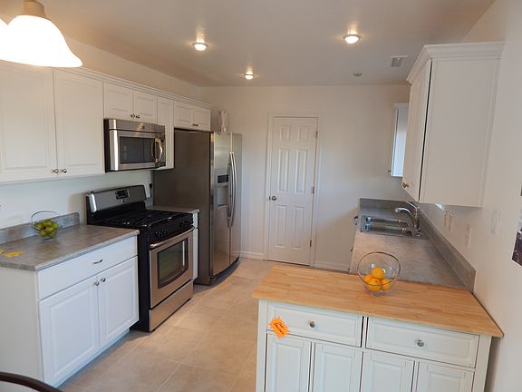 Another angle to Kitchen