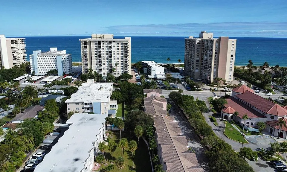 1967 S Ocean Blvd #211C