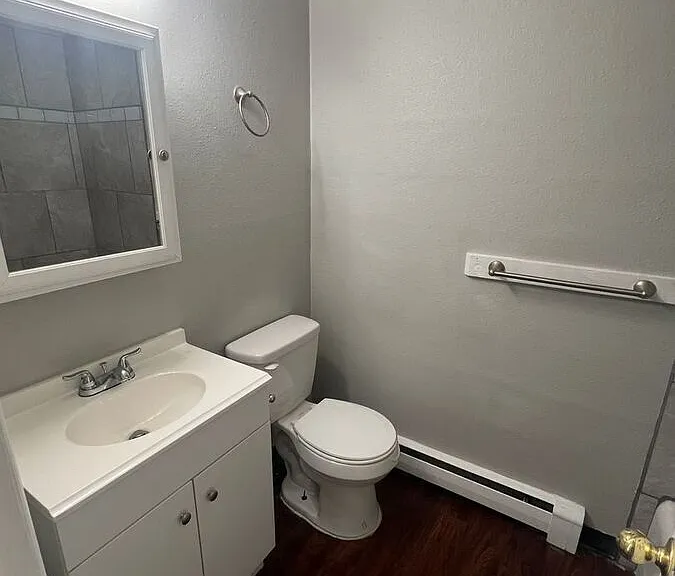 312 W Alabama Ave — Photo 24