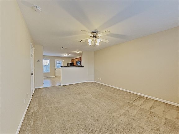 4th image of 6066 Cullen Dr