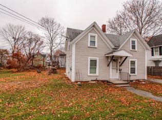218 Grove St, Bangor, ME 04401