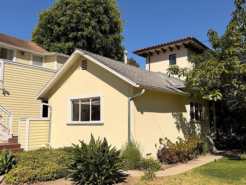 1st image of 805 De La Vina St