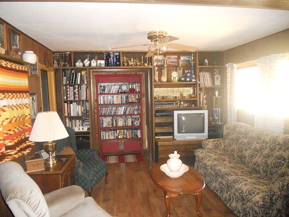 3rd image of 1711 9th St