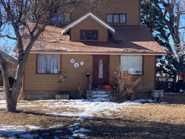 826 9th Ave NW, Choteau, MT 59422