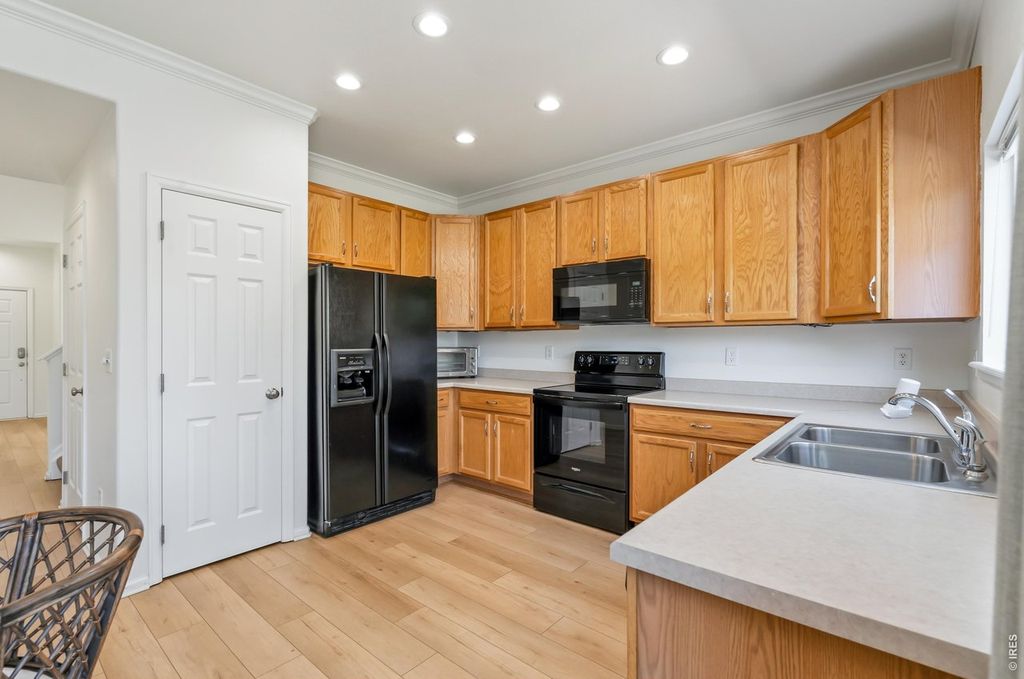 3756 Gardenwall Ct