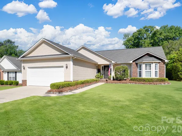 7224 Swans Run Rd, Charlotte, NC 28226