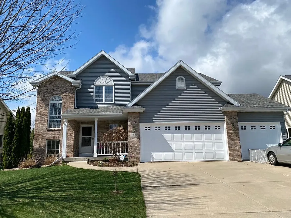 754 Cricket Ln
