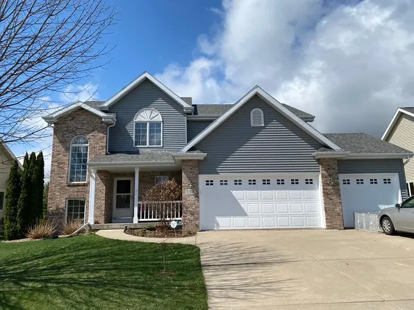 754 Cricket Ln, Middleton, WI 53562