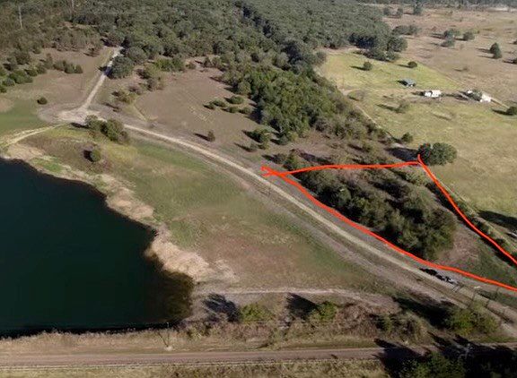 2nd image of Quarry Ln