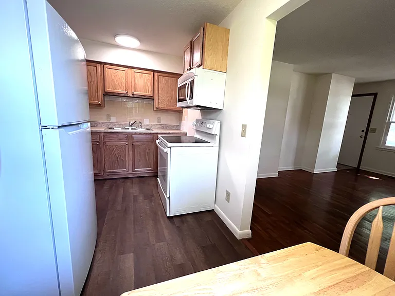 2213 Philo Rd — Photo 5