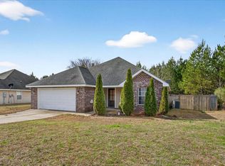 16 Charleston Way, Hattiesburg, MS 39402