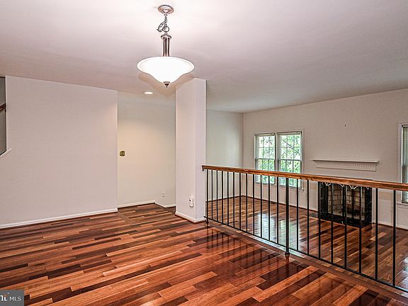 2nd image of 5113 Bellmeade Ln