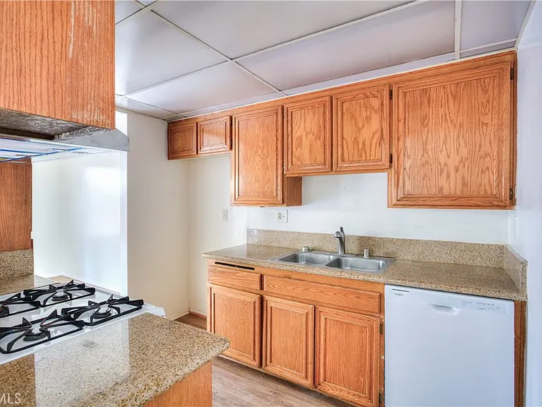 4853 Jackson St #4853C — Photo 22