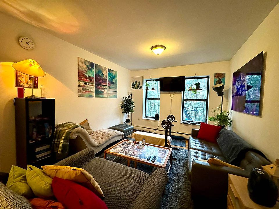1st image of 117 15th St APT 2A