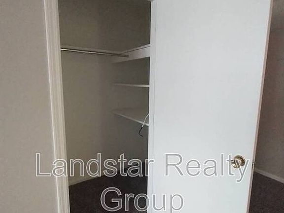 5th image of 3534 Leith Ln APT 2