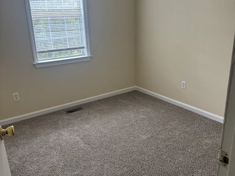 4204 Kaplan Dr — Photo 18