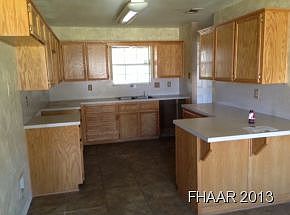 3rd image of 1 E Shawnee Ln