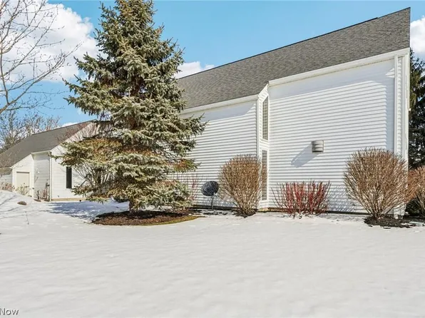 448 Equestra N, Aurora, OH 44202