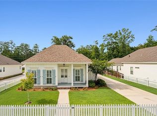 1565 Darlington St, Covington, LA 70433