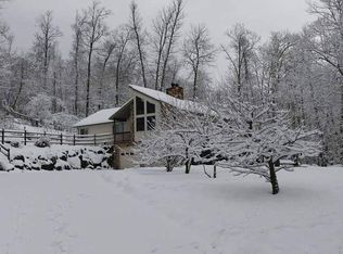 955 Old Quaker Rd, Etters, PA 17319