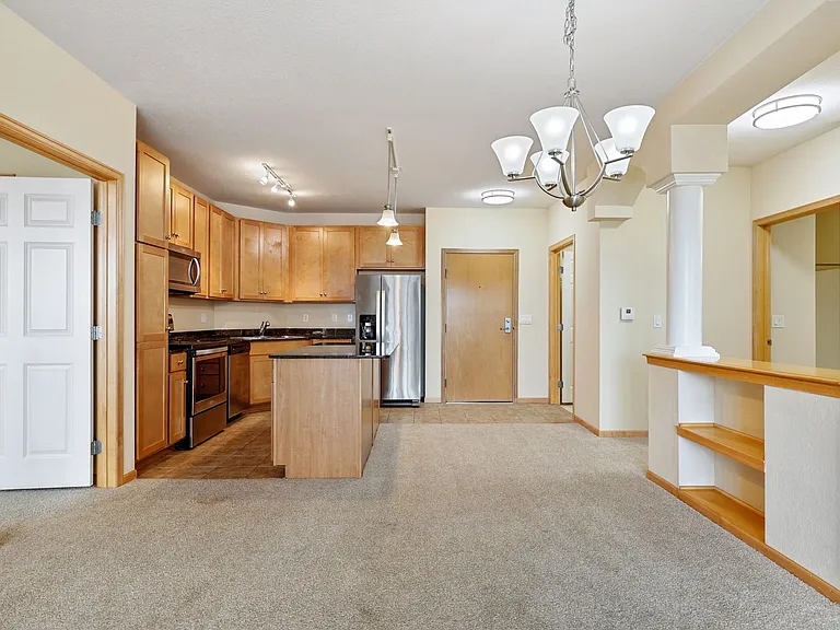 1155 Ford Rd — Photo 29